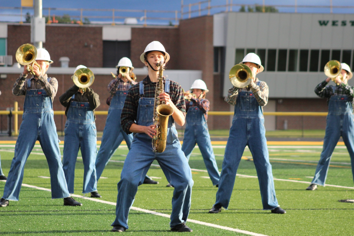 Jacob Domzalski performing with QMB.